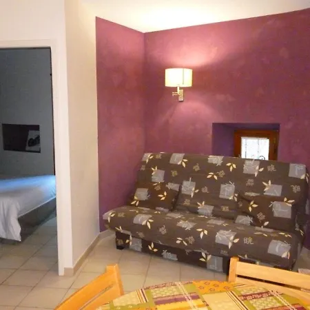 La Vieille Tour Bed & Breakfast Salavas Exterior photo